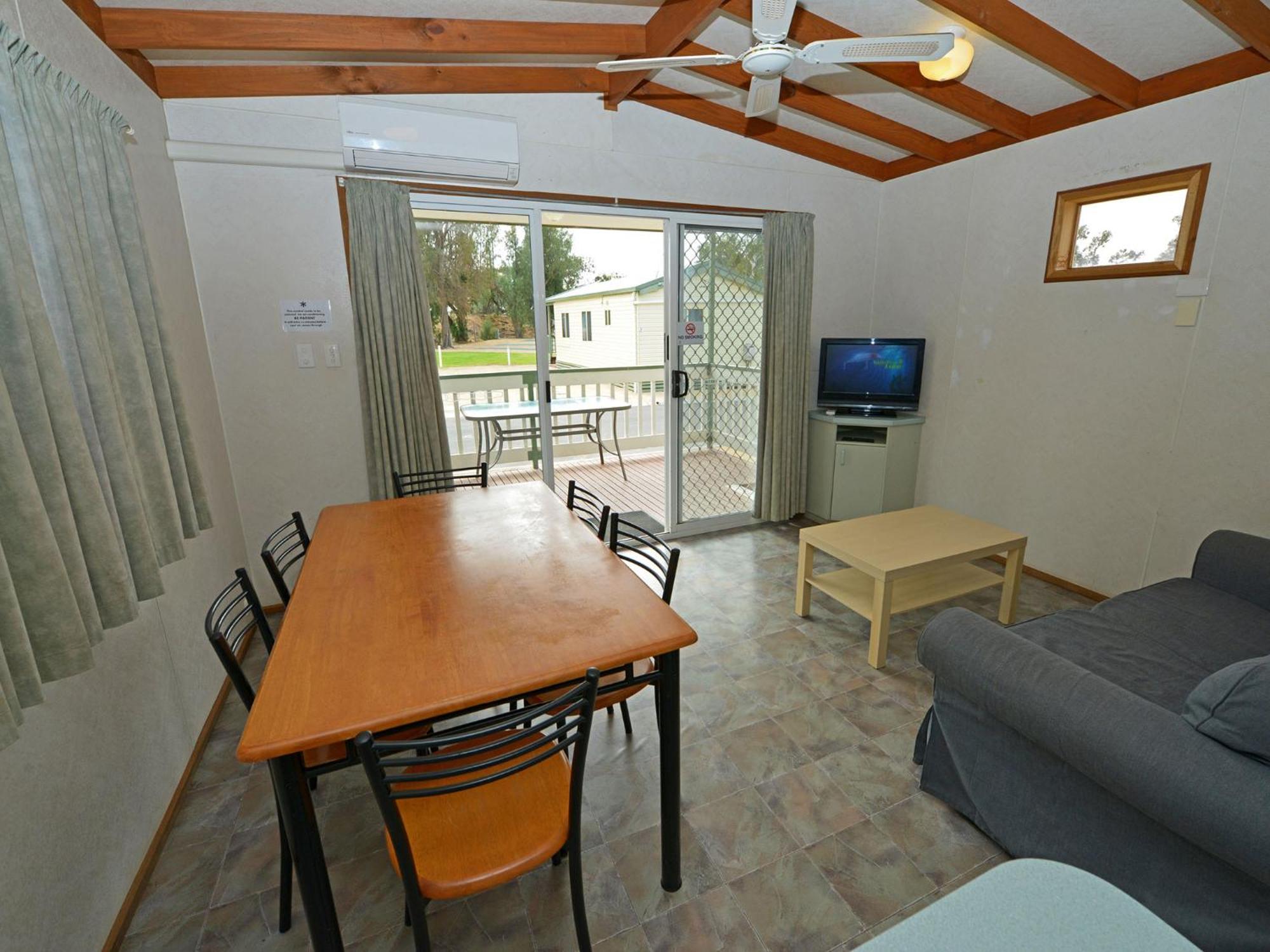 Echo Holiday Parks - Waikerie Buitenkant foto