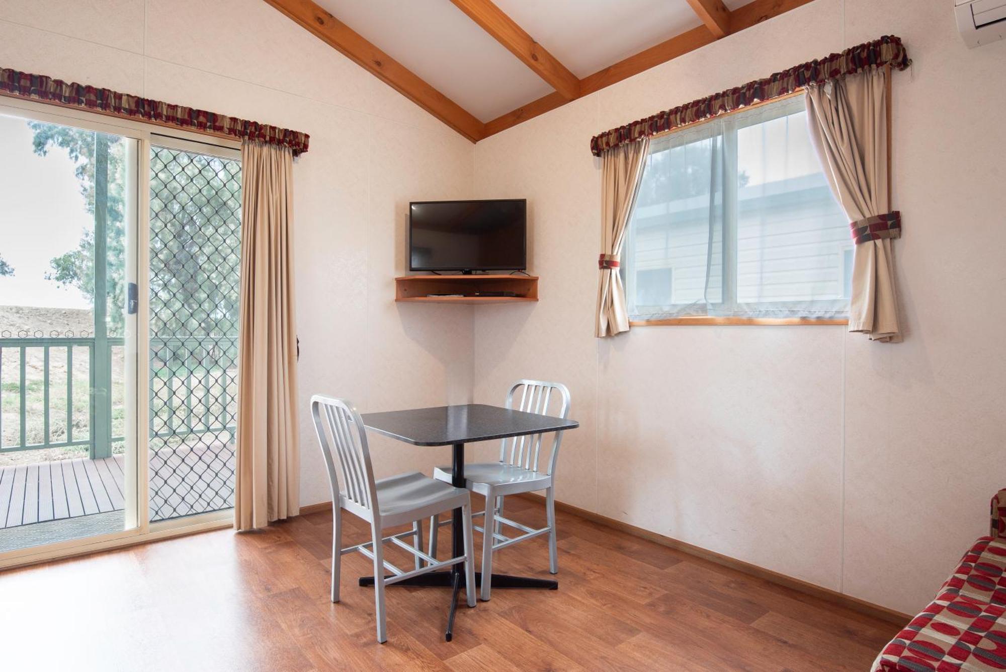 Echo Holiday Parks - Waikerie Buitenkant foto