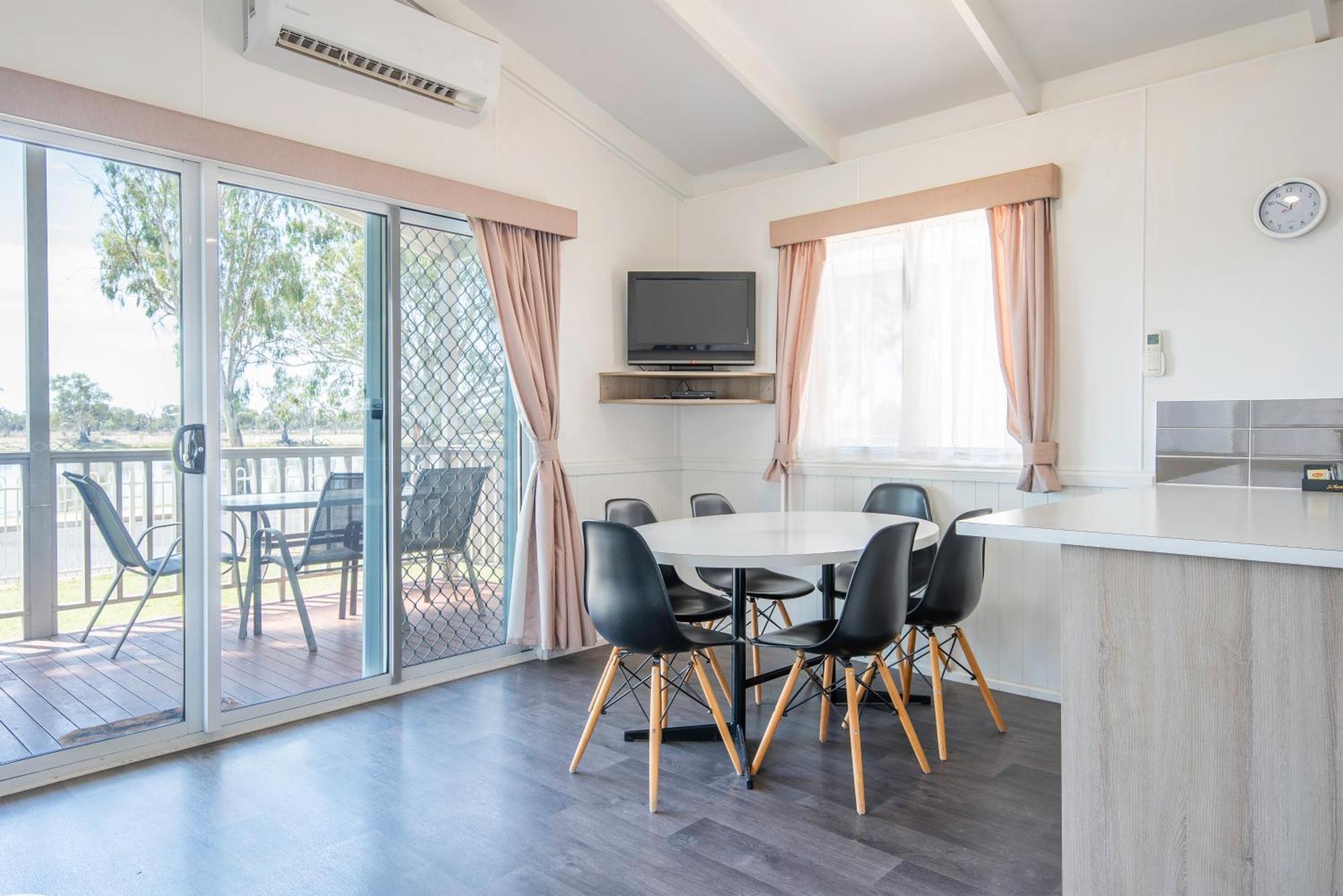 Echo Holiday Parks - Waikerie Buitenkant foto